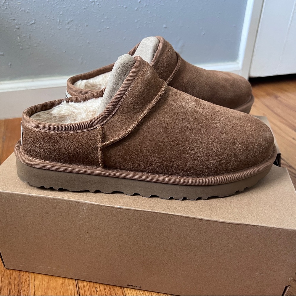 Ugg Classic Slipper sz 8 women’s